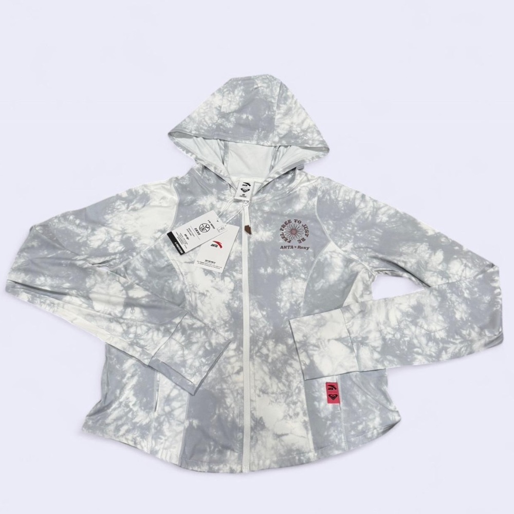 Roxy X Anta - Cropped Work Out Jacket - Tie Dye - Medium - Grey and White